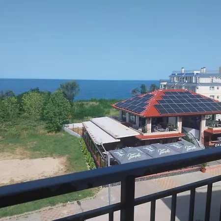 нина * Byala (Varna)